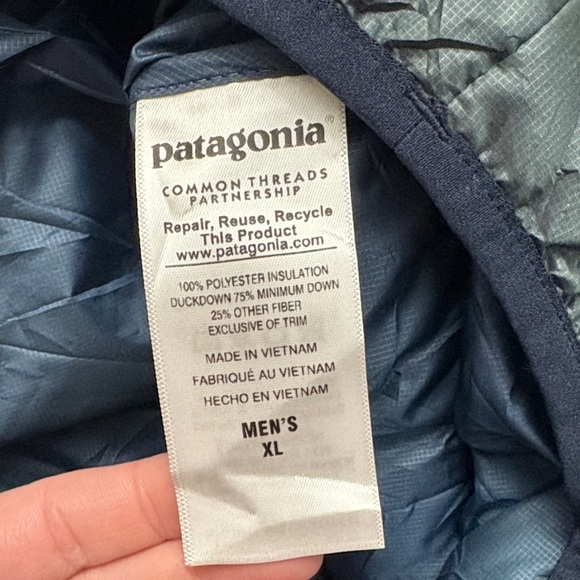 Patagonia Gray and Blue Puffer Jacket - Picture 7 of 10